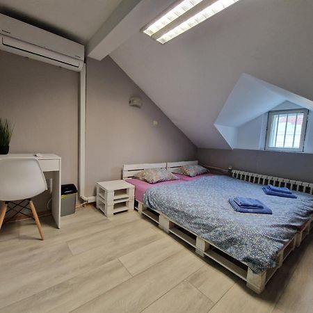 Lambo'S Corner Varna - Guest Rooms المظهر الخارجي الصورة